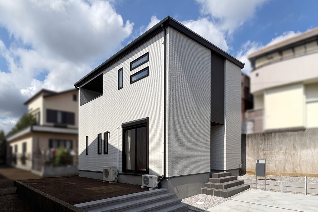 【注文住宅】施工事例を更新しました「つながる空間とスムーズな動線で、心地よく暮らしに寄り添う住まい」